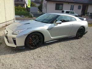 GT-R(R35) 2017 購入時人気カラーの落とし穴？